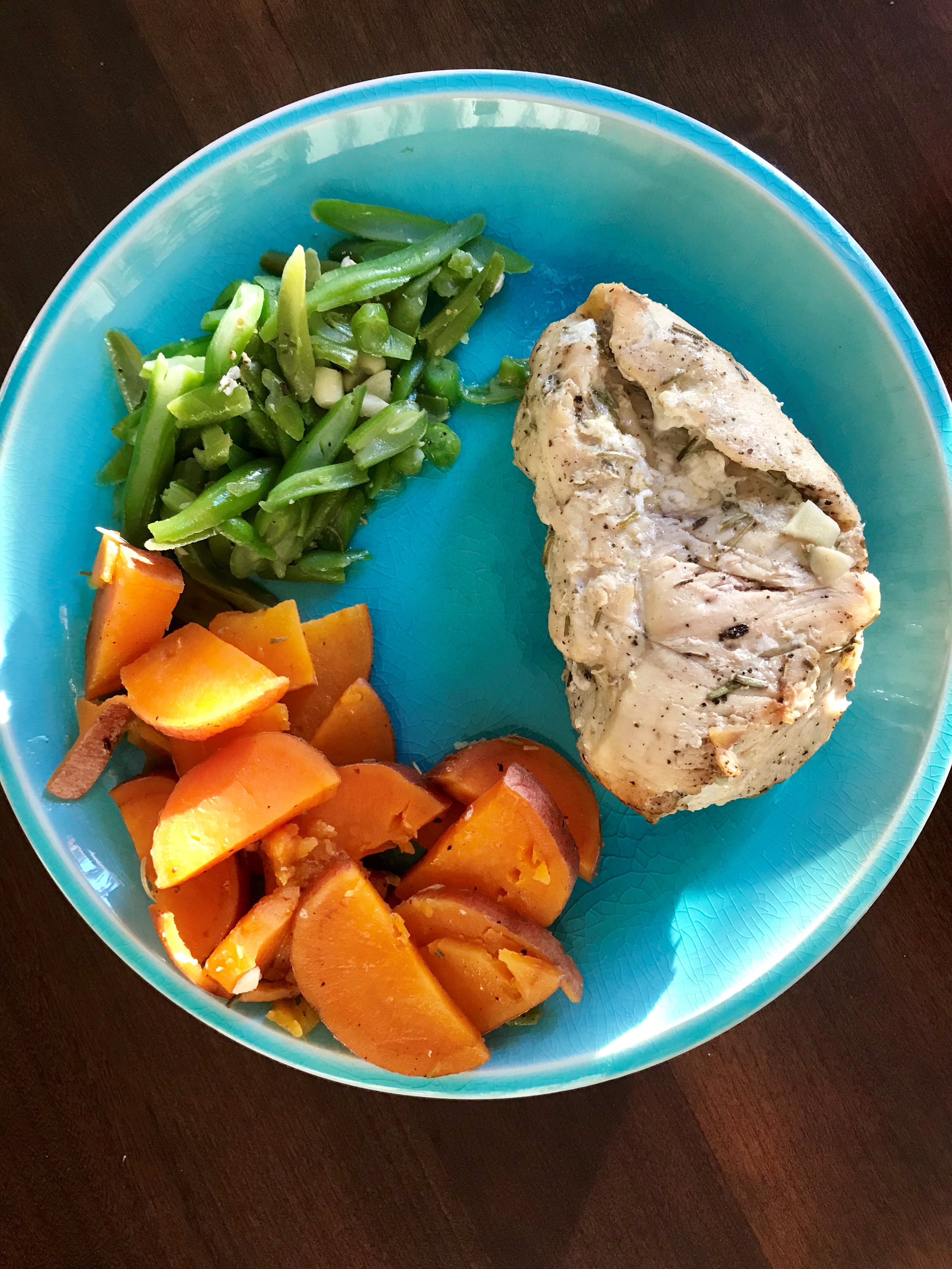 One Pan Rosemary Chicken with Sweet Potatoes and Green Beans {Freezer Meal}
